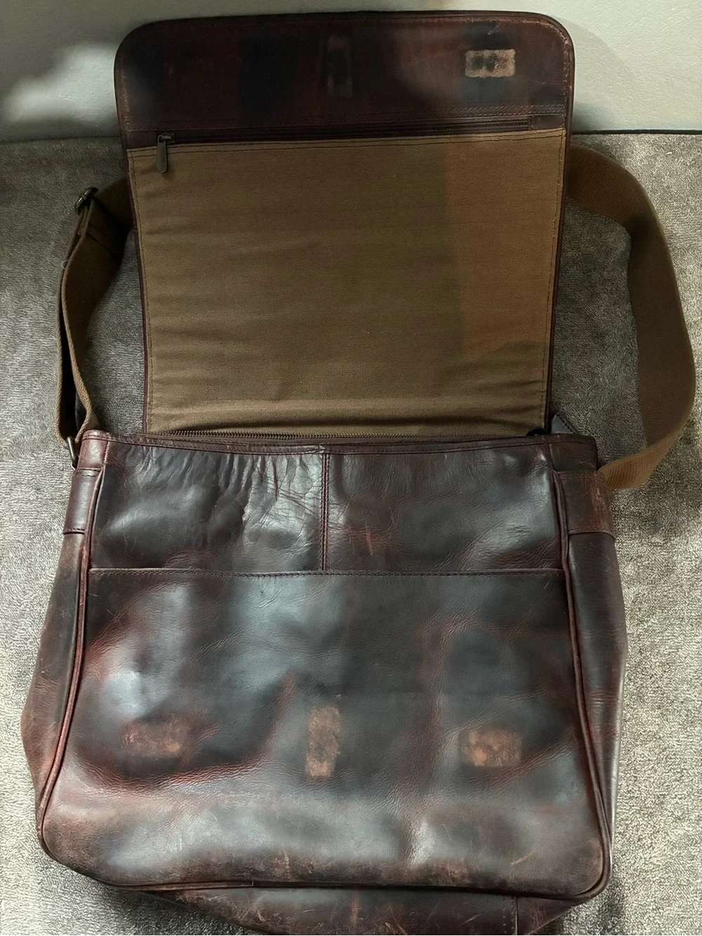 ROOSEVELT Buffalo Jackson Leather Satchel Messenger Bag Full Grain Distressed